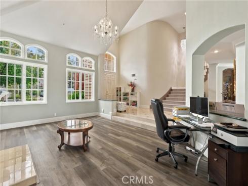 18682  Jockey   Circle, Huntington Beach, CA