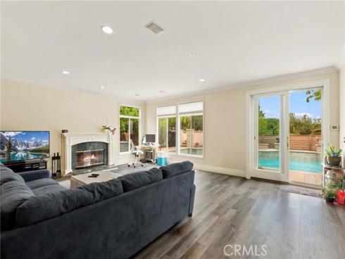 18682  Jockey   Circle, Huntington Beach, CA