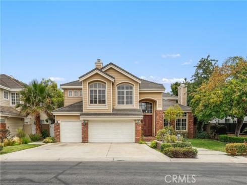 18682  Jockey   Circle, Huntington Beach, CA