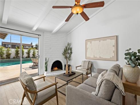 9582  Hightide   Drive, Huntington Beach, CA