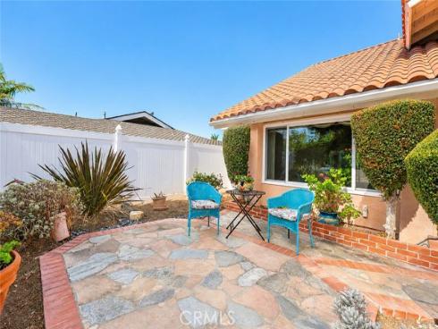 19441 Summer Breeze Lane, Huntington Beach, CA