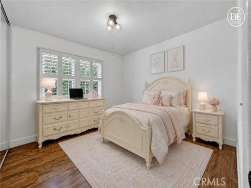 5972 Meadowlark Drive, Huntington Beach, CA
