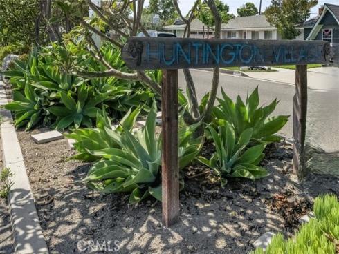 5972  Meadowlark   Drive, Huntington Beach, CA