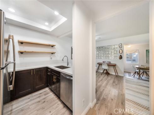 16922 Pacific Coast Hwy 102 , Huntington Beach, CA