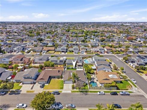 10151 Bismark , Huntington Beach, CA