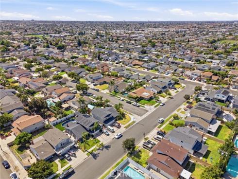 10151 Bismark , Huntington Beach, CA