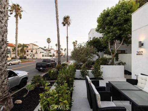 207 21st , Huntington Beach, CA