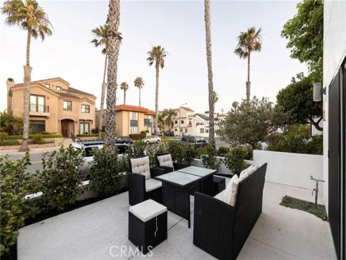 207 21st , Huntington Beach, CA