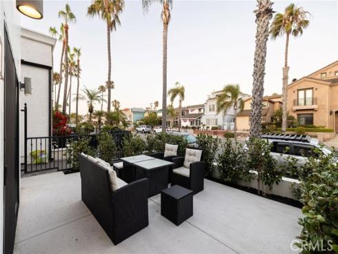 207 21st , Huntington Beach, CA