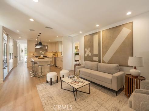 519  10th  , Huntington Beach, CA
