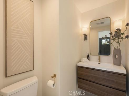 519  10th  , Huntington Beach, CA