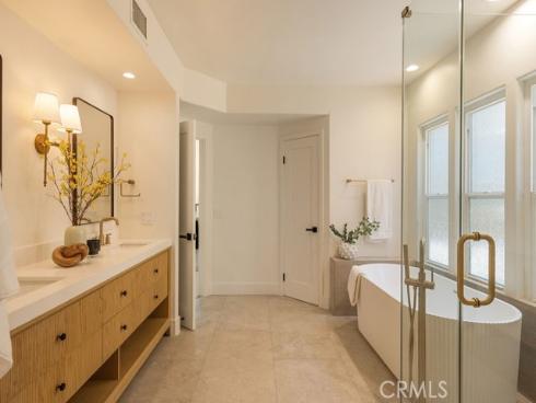519  10th  , Huntington Beach, CA