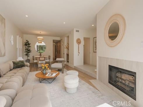 519  10th  , Huntington Beach, CA