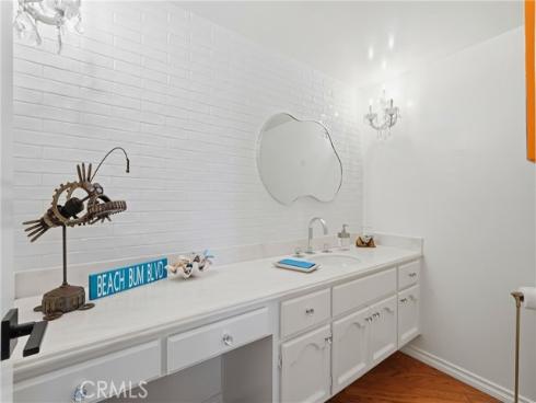 19225 Seabrook , Huntington Beach, CA