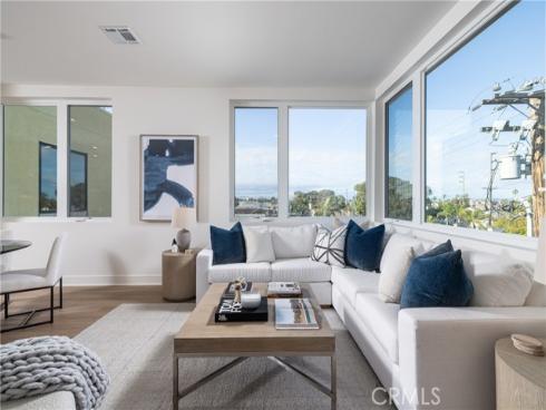 414 Main 420 Street, Huntington Beach, CA