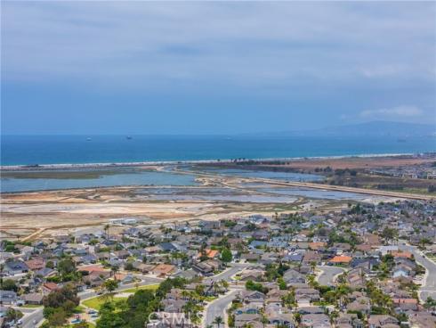 17661 Still Harbor , Huntington Beach, CA