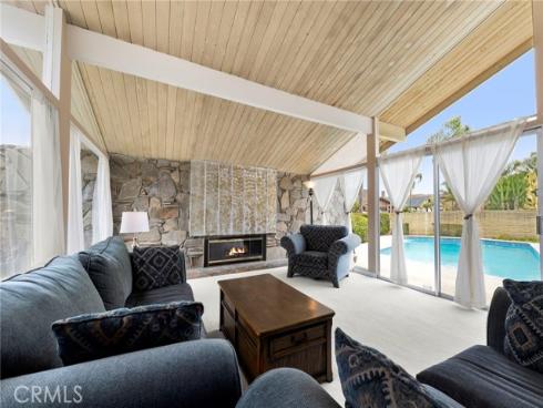 16391 Maruffa Circle, Huntington Beach, CA
