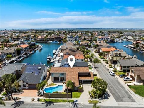 16391 Maruffa Circle, Huntington Beach, CA