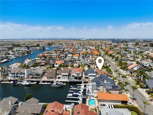 16391 Maruffa Circle, Huntington Beach, CA