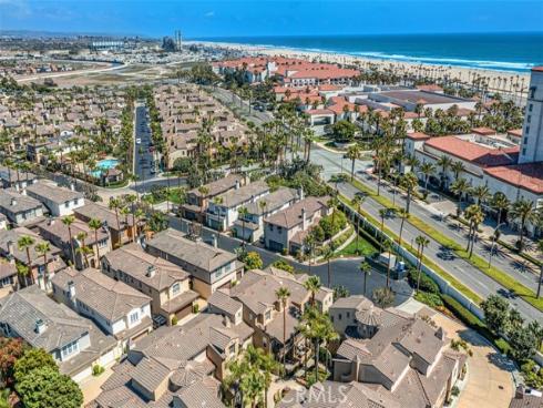 21265 Baeza Circle , Huntington Beach, CA