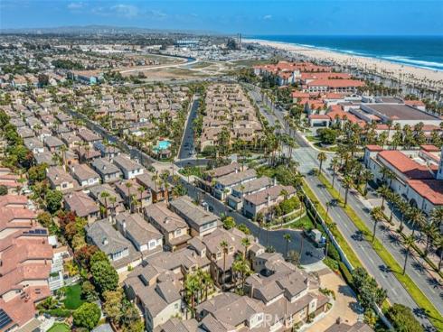 21265 Baeza Circle , Huntington Beach, CA