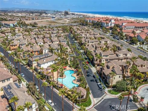 21265 Baeza Circle , Huntington Beach, CA
