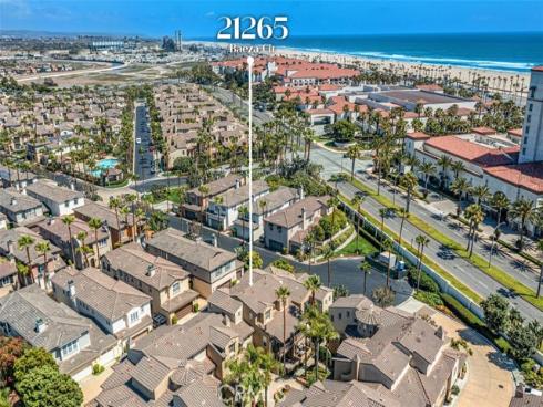 21265 Baeza Circle , Huntington Beach, CA