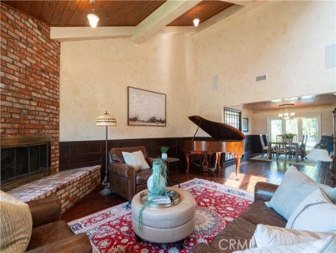 920 11th , Huntington Beach, CA