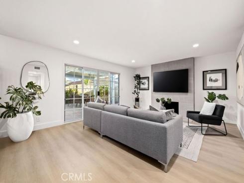 6882  Loyola   Drive, Huntington Beach, CA