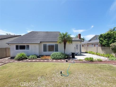 6631 Wrenfield Drive, Huntington Beach, CA