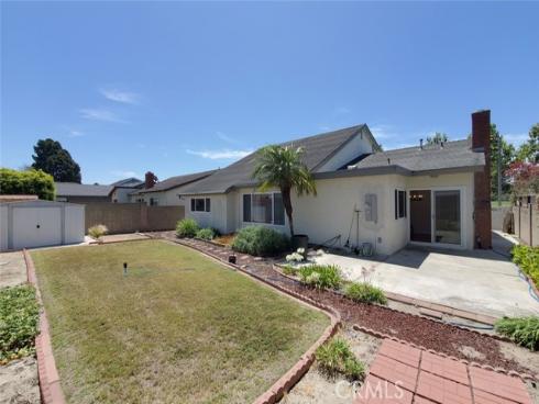 6631 Wrenfield Drive, Huntington Beach, CA