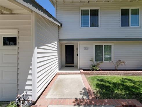 6631 Wrenfield Drive, Huntington Beach, CA