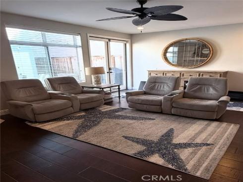 422 8th Street, Huntington Beach, CA