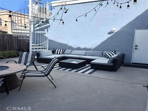 422  8th   Street, Huntington Beach, CA