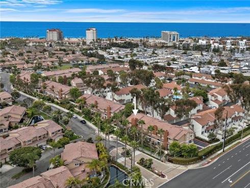 21038  Poolside  , Huntington Beach, CA