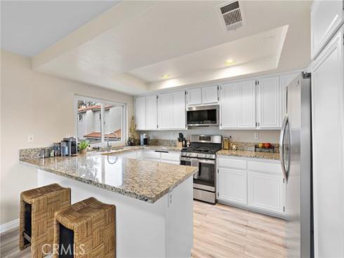 21038  Poolside  , Huntington Beach, CA