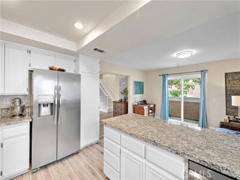21038  Poolside  , Huntington Beach, CA