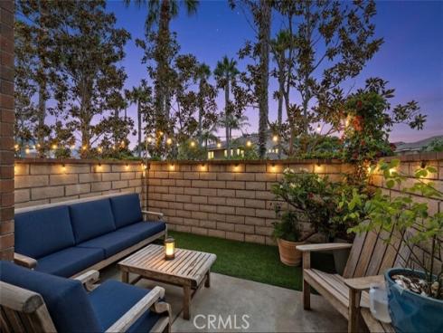 21038  Poolside  , Huntington Beach, CA