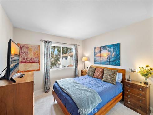 21038  Poolside  , Huntington Beach, CA