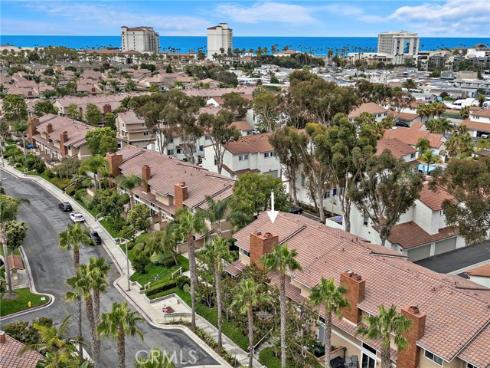 21038  Poolside  , Huntington Beach, CA