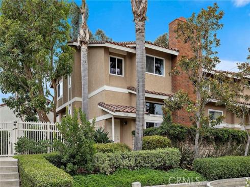 21038  Poolside  , Huntington Beach, CA