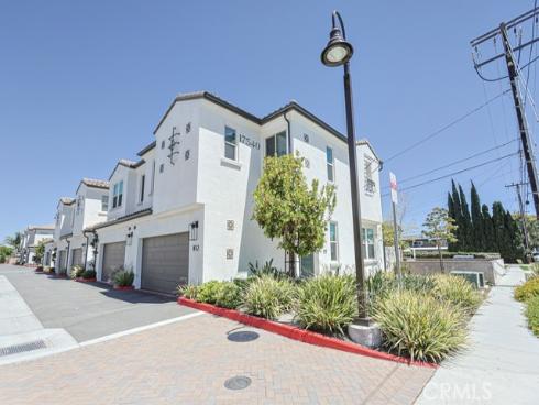 17540  Cameron  102 , Huntington Beach, CA