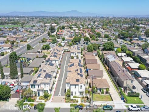 17540  Cameron  102 , Huntington Beach, CA