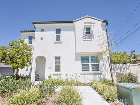 17540  Cameron  102 , Huntington Beach, CA