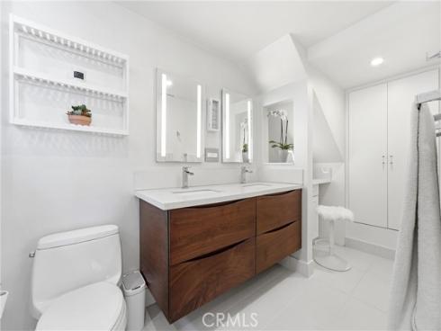 17982 Dellglen Circle, Huntington Beach, CA