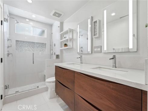 17982 Dellglen Circle, Huntington Beach, CA