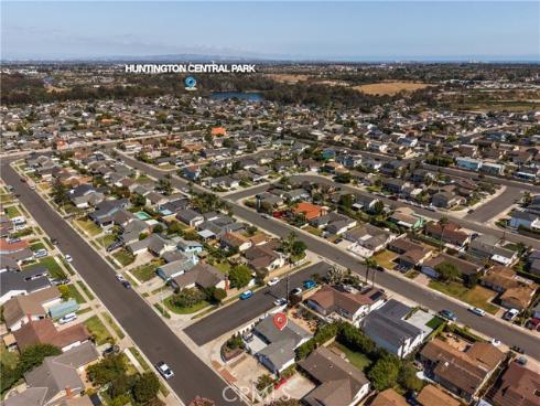 6302  Vatcher  , Huntington Beach, CA