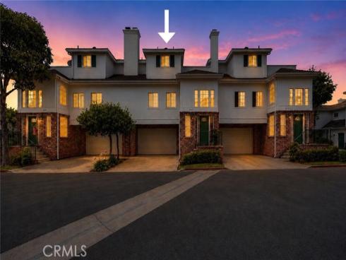 18723 Chapel Lane, Huntington Beach, CA