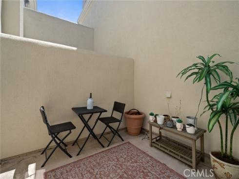 18723 Chapel Lane, Huntington Beach, CA
