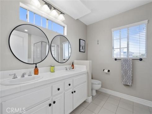 18723 Chapel Lane, Huntington Beach, CA